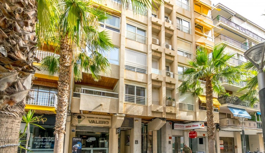 Brukt - Apartment -
Torrevieja - Centro