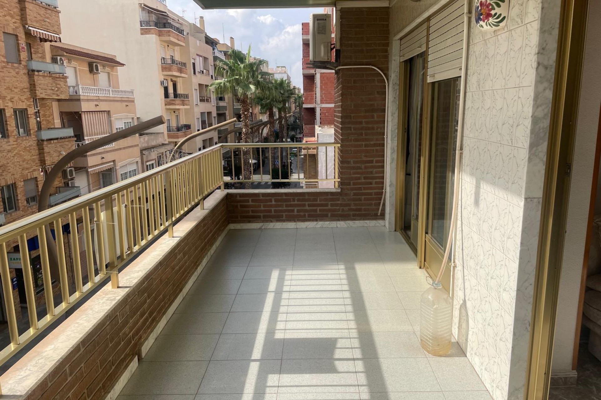 Brukt - Apartment -
Torrevieja - Centro