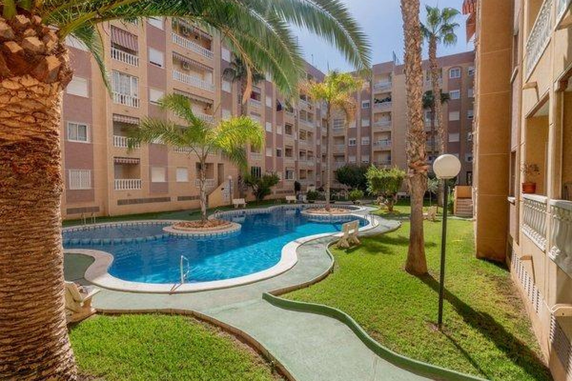 Brukt - Apartment -
Torrevieja - Centro