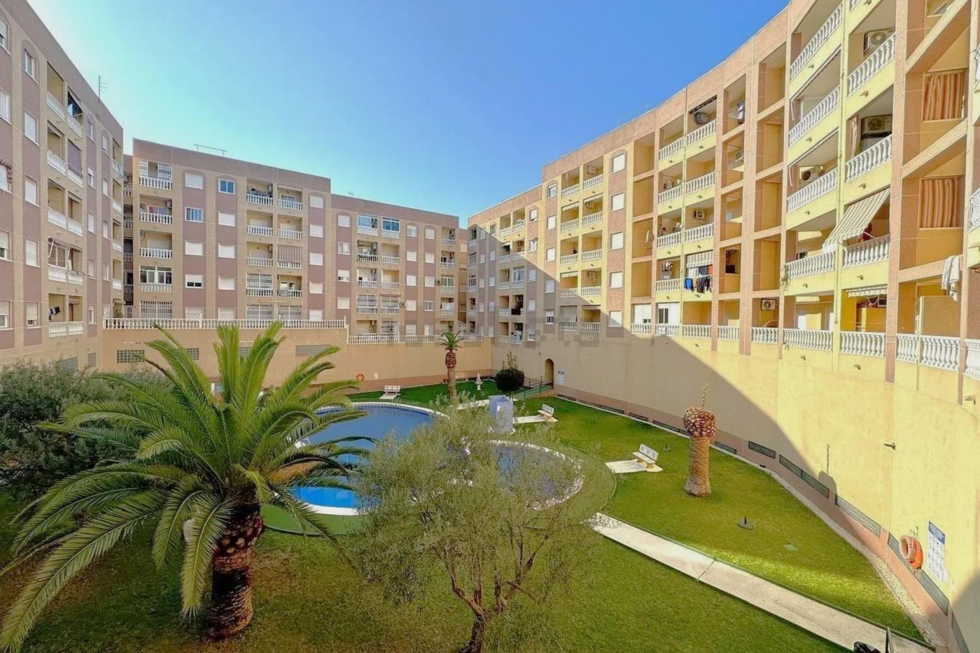 Brukt - Apartment -
Torrevieja - Centro