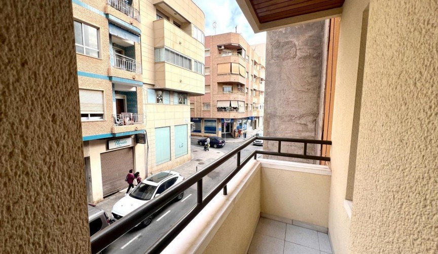 Brukt - Apartment -
Torrevieja - Centro