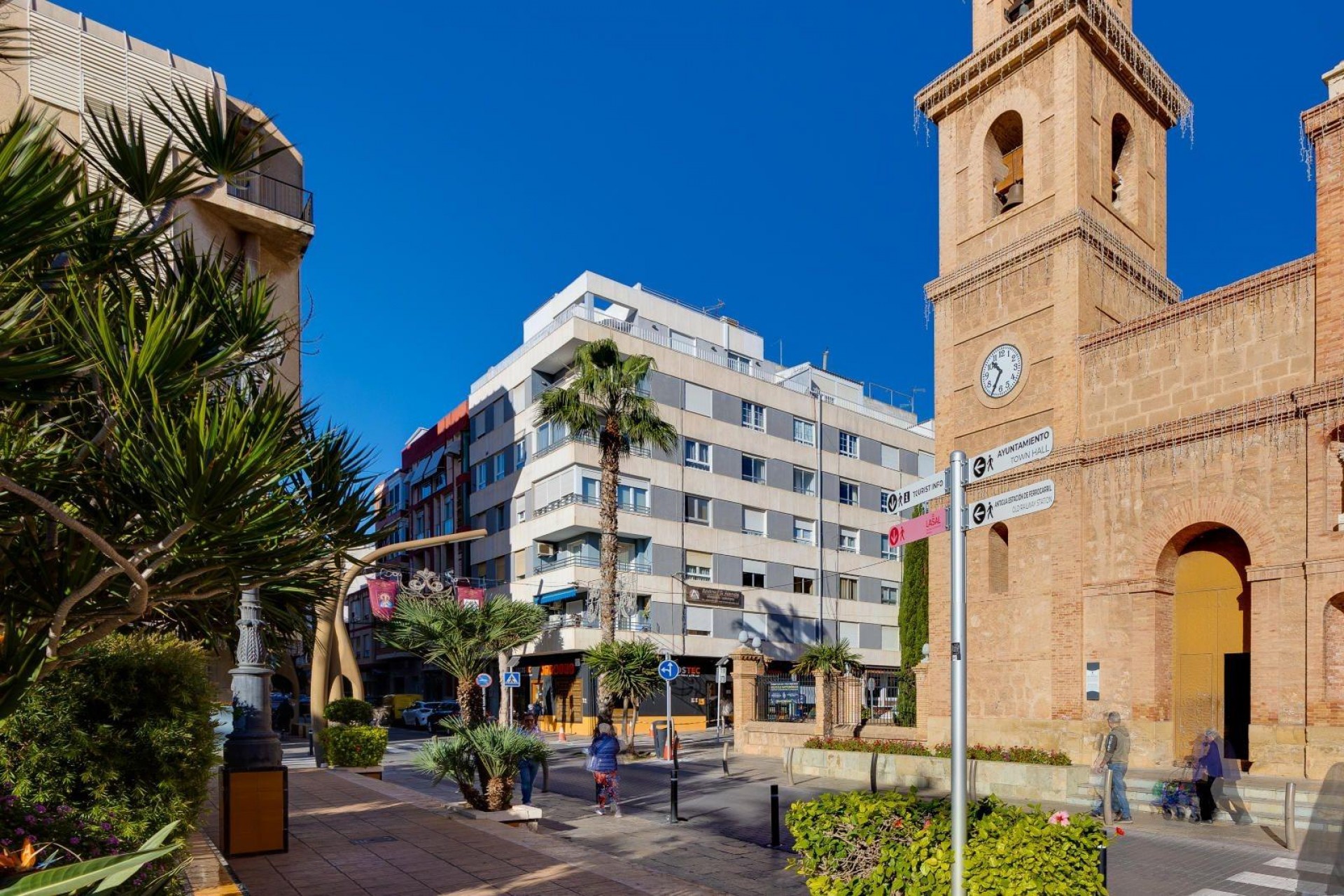 Brukt - Apartment -
Torrevieja - Centro