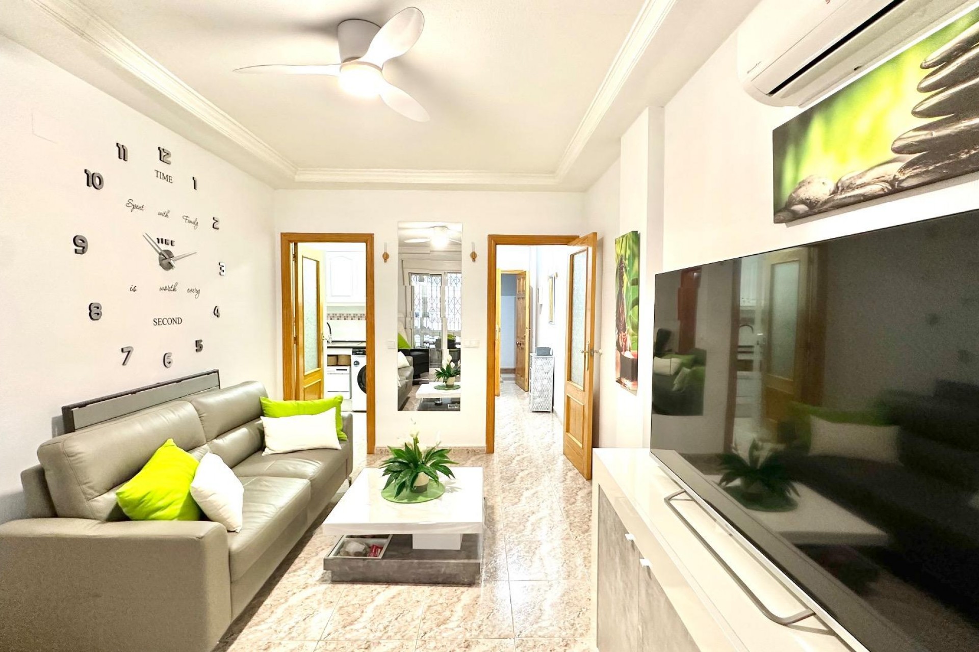 Brukt - Apartment -
Torrevieja - Centro