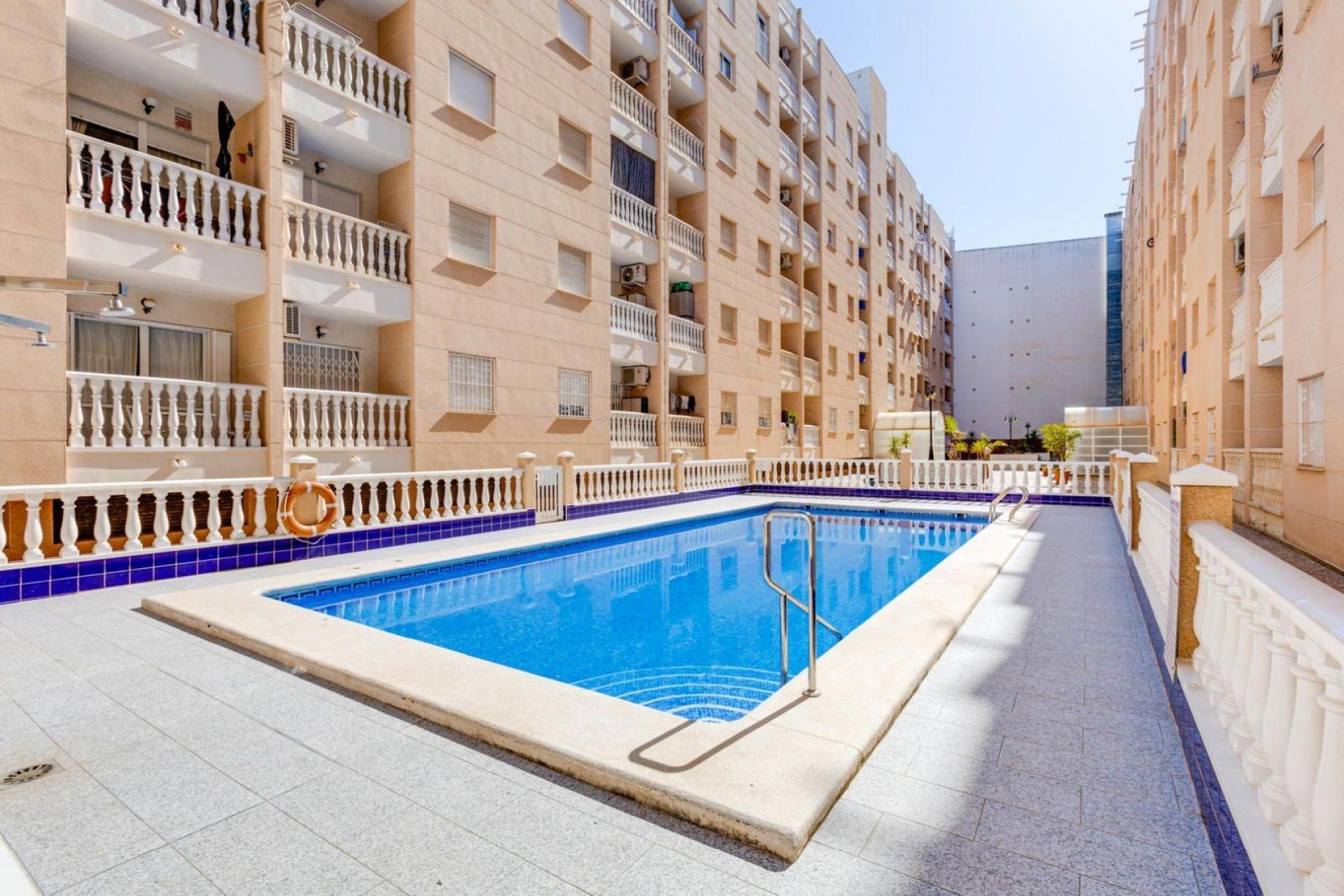Brukt - Apartment -
Torrevieja - Centro