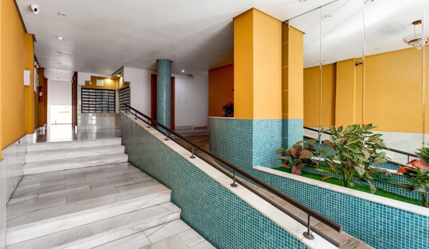 Brukt - Apartment -
Torrevieja - Centro