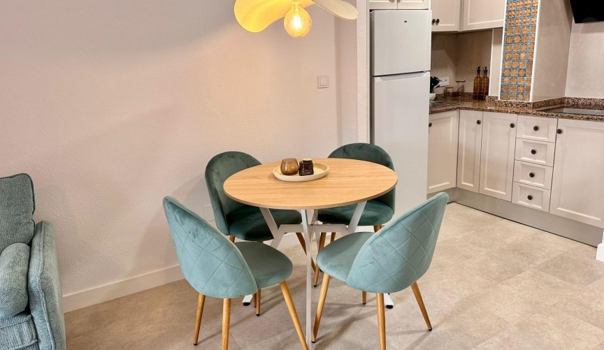 Brukt - Apartment -
Torrevieja - Centro