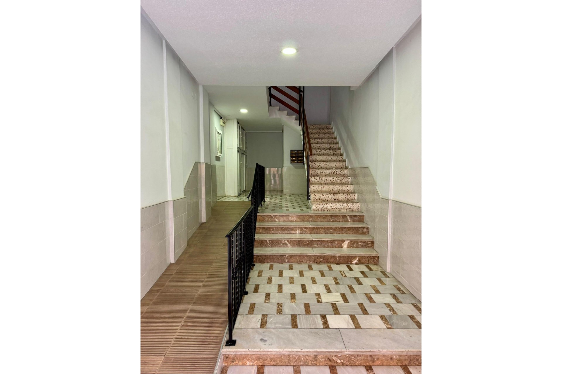 Brukt - Apartment -
Torrevieja - Centro