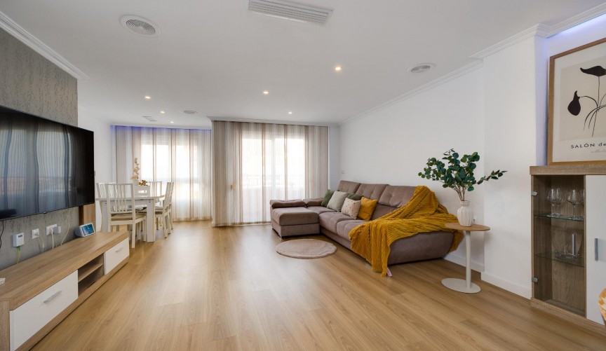 Brukt - Apartment -
Torrevieja - Centro