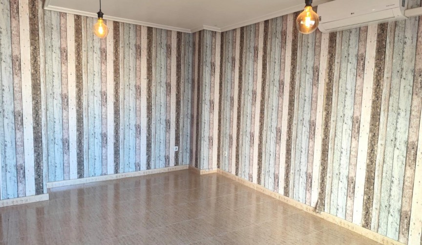 Brukt - Apartment -
Torrevieja - Centro