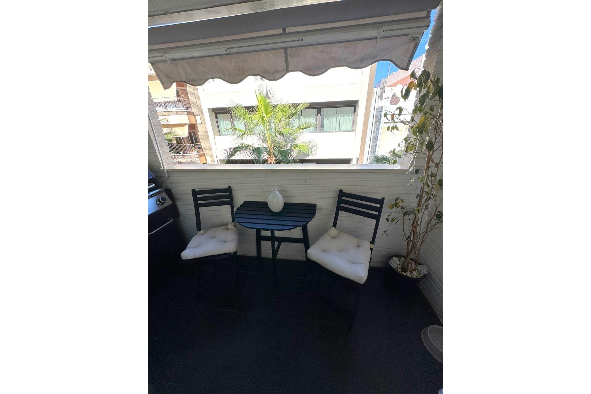 Brukt - Apartment -
Torrevieja - Centro