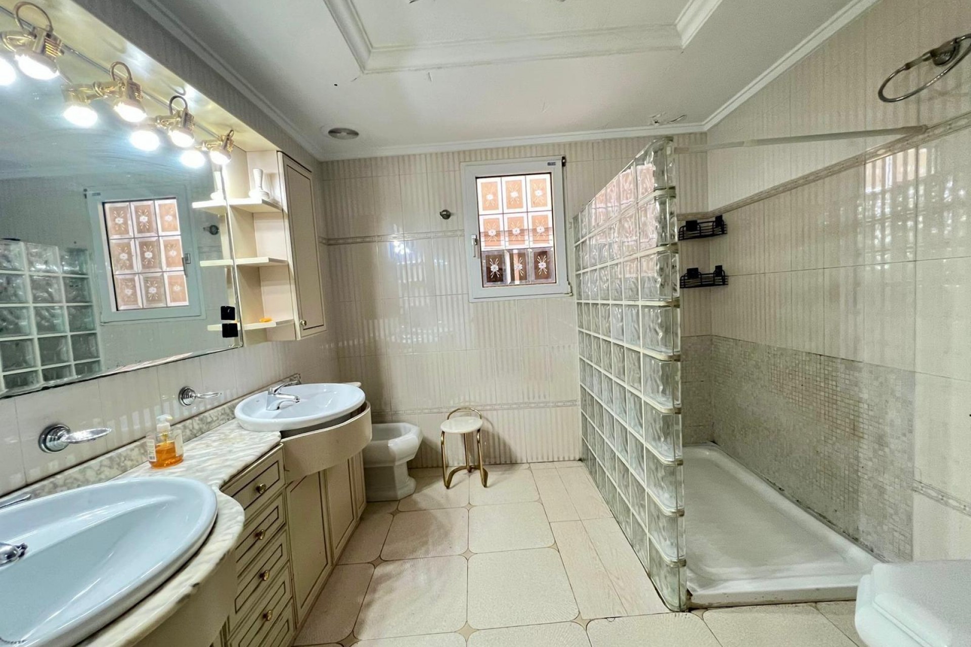 Brukt - Apartment -
Torrevieja - Centro