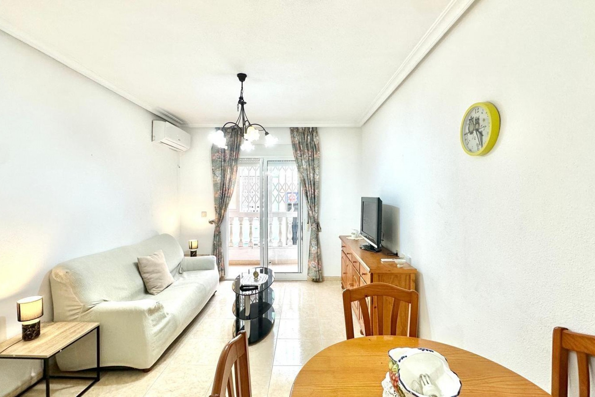 Brukt - Apartment -
Torrevieja - Centro