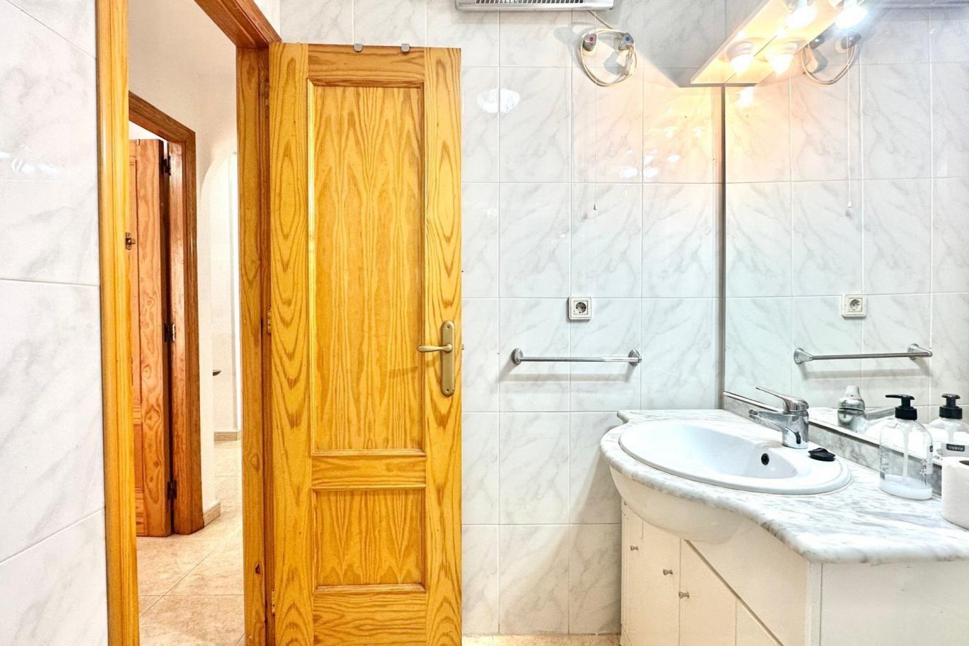 Brukt - Apartment -
Torrevieja - Centro