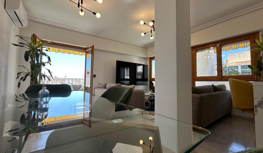 Brukt - Apartment -
Torrevieja - Centro