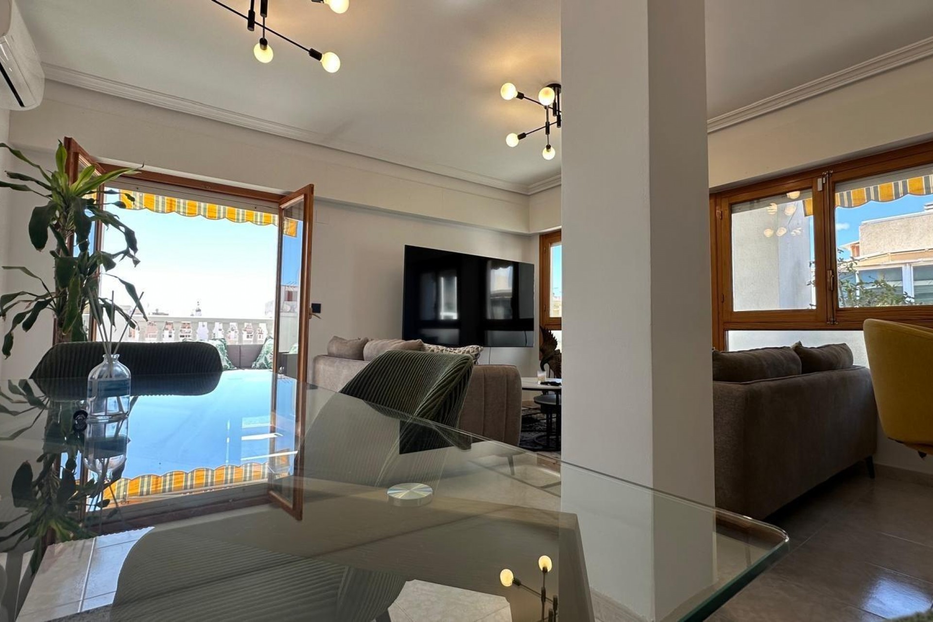 Brukt - Apartment -
Torrevieja - Centro