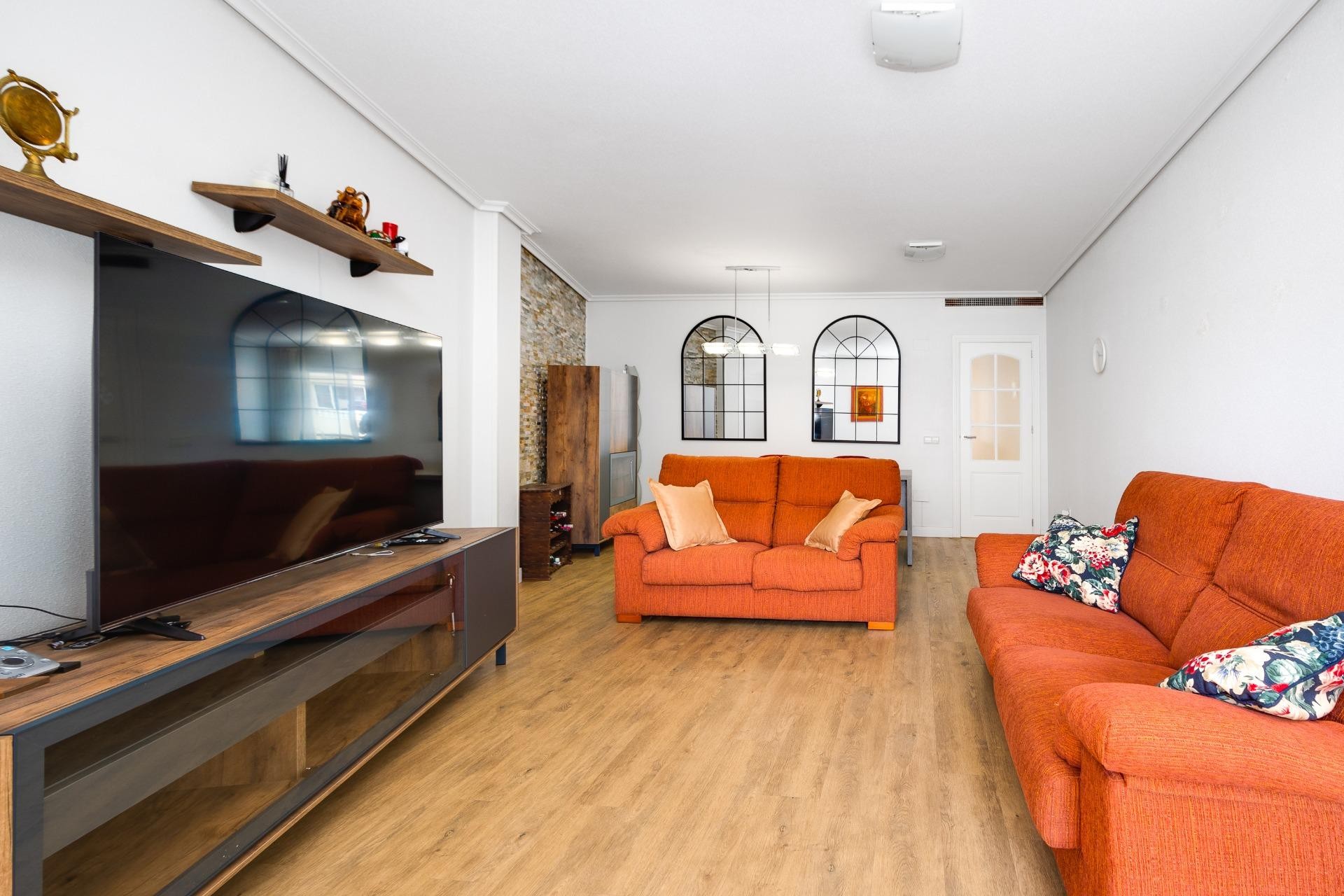 Brukt - Apartment -
Torrevieja - Centro