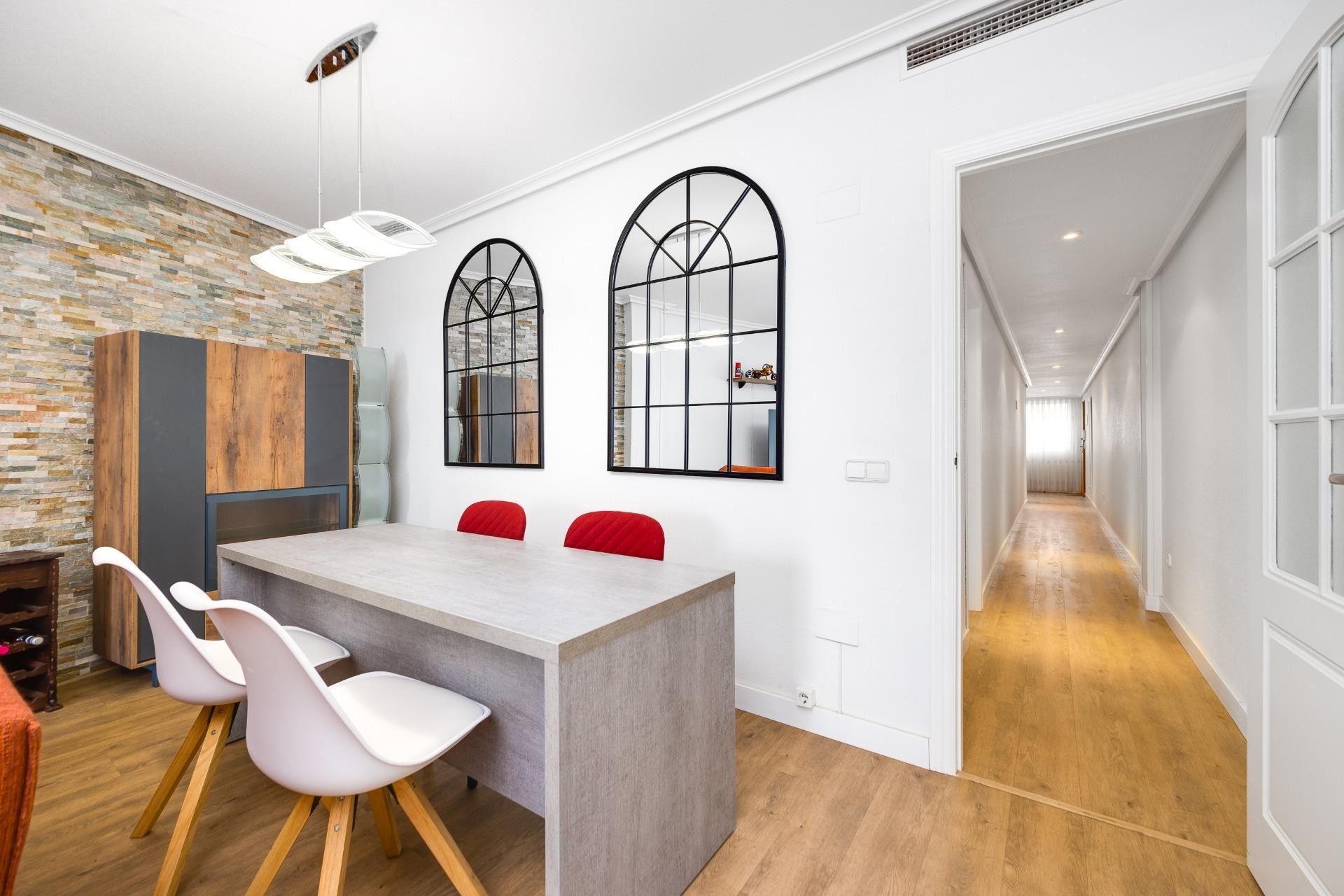 Brukt - Apartment -
Torrevieja - Centro