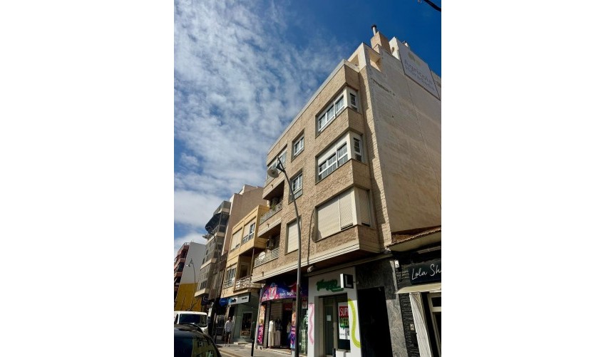 Brukt - Apartment -
Torrevieja - Centro