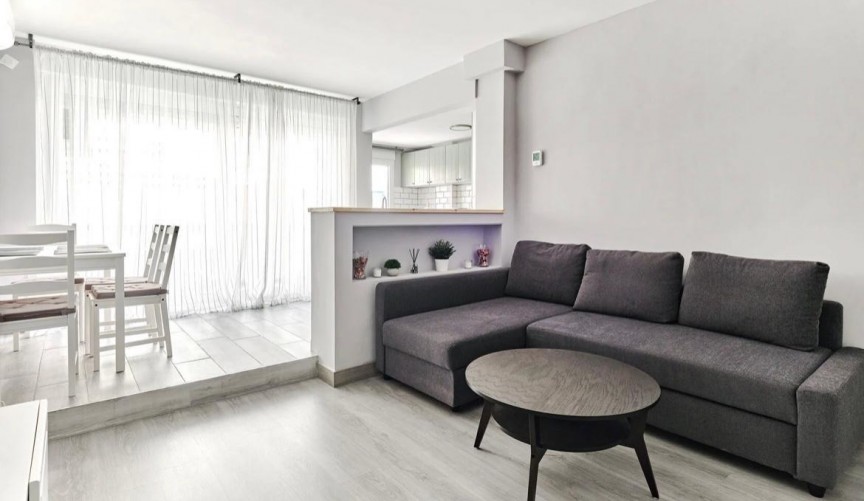 Brukt - Apartment -
Torrevieja - Centro