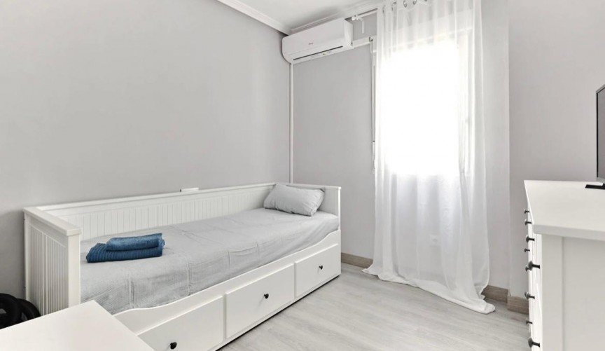 Brukt - Apartment -
Torrevieja - Centro