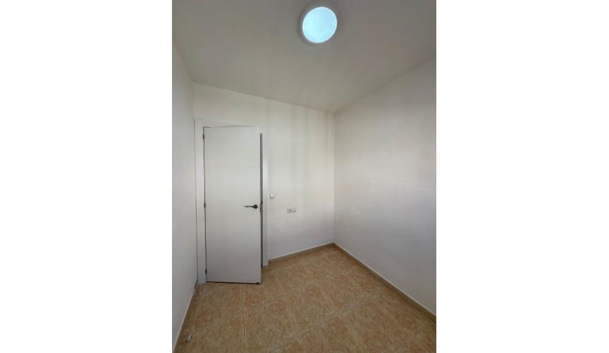 Brukt - Apartment -
Torrevieja - Centro