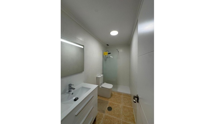 Brukt - Apartment -
Torrevieja - Centro