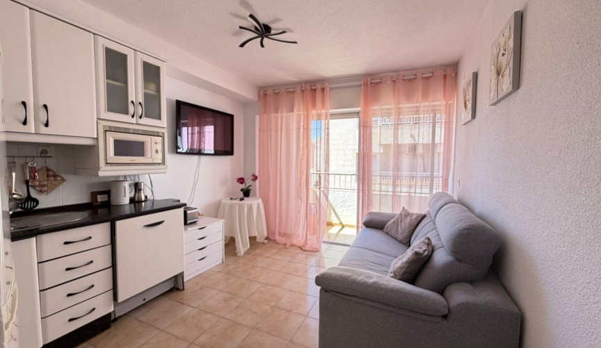 Brukt - Apartment -
Torrevieja - Centro