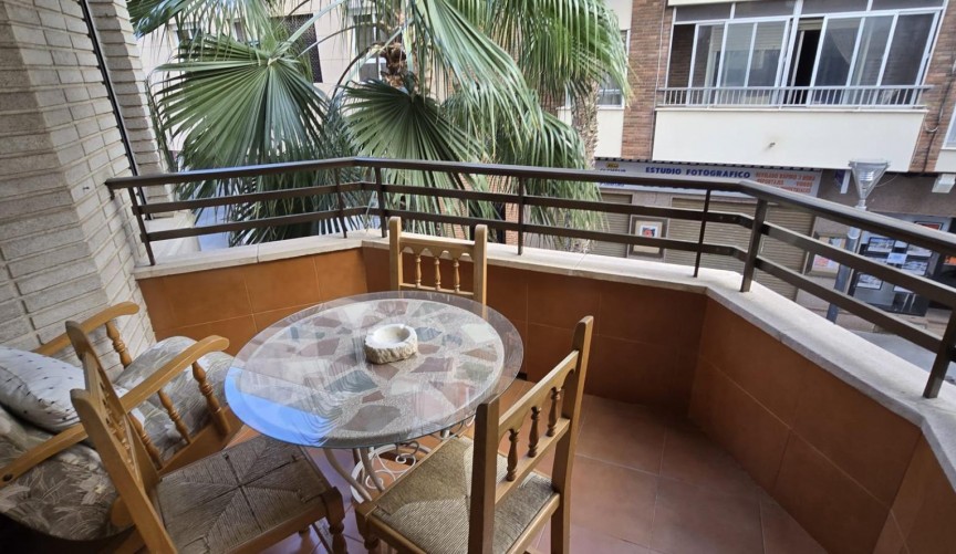 Brukt - Apartment -
Torrevieja - Centro
