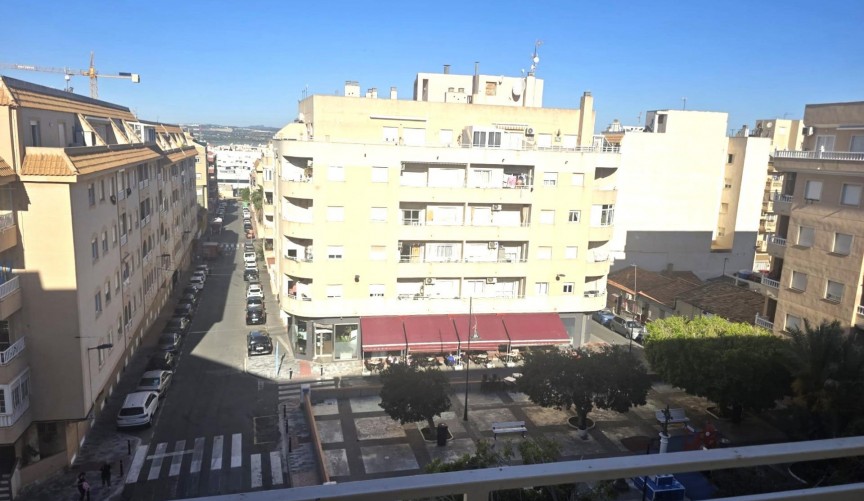 Brukt - Apartment -
Torrevieja - Centro