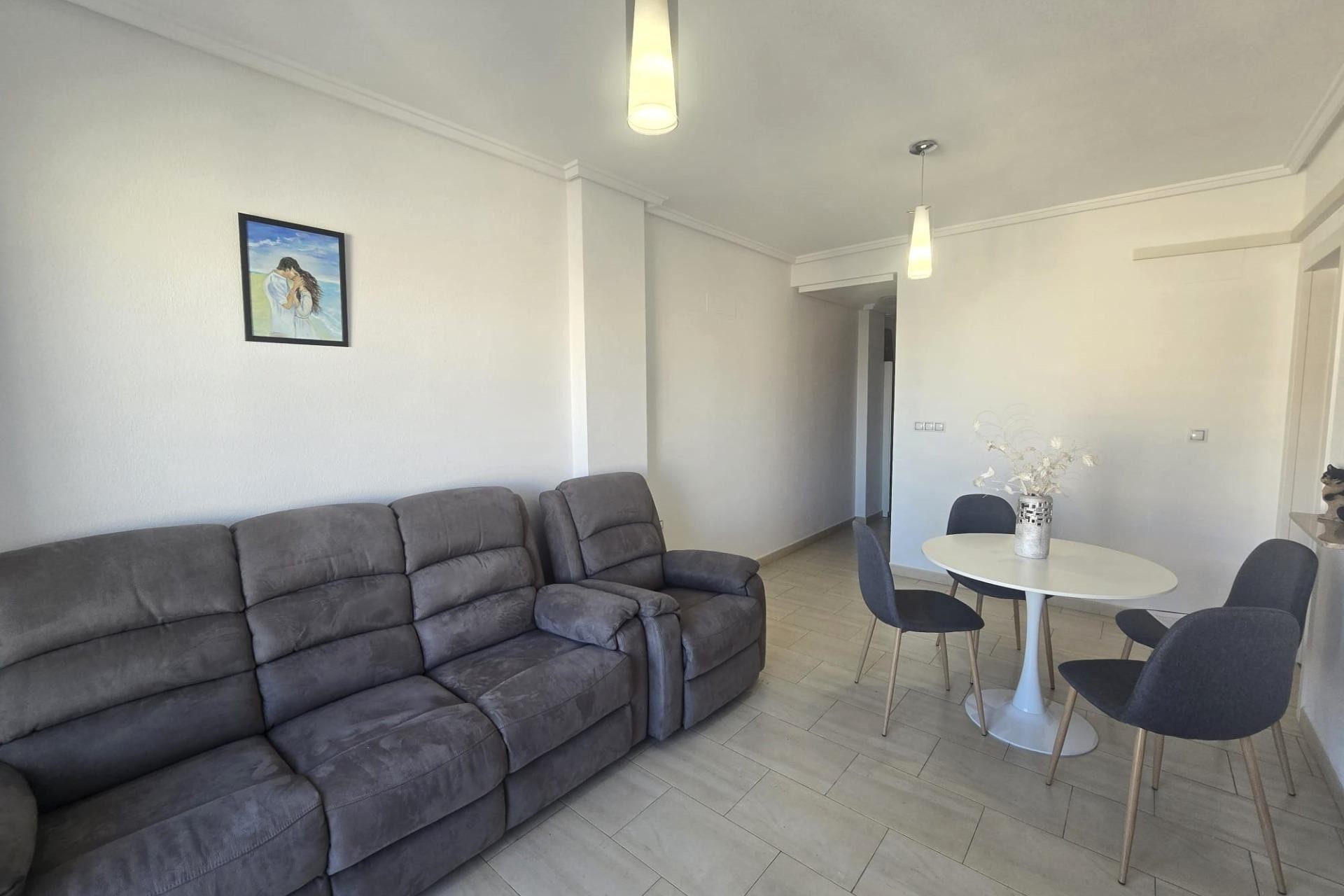 Brukt - Apartment -
Torrevieja - Centro