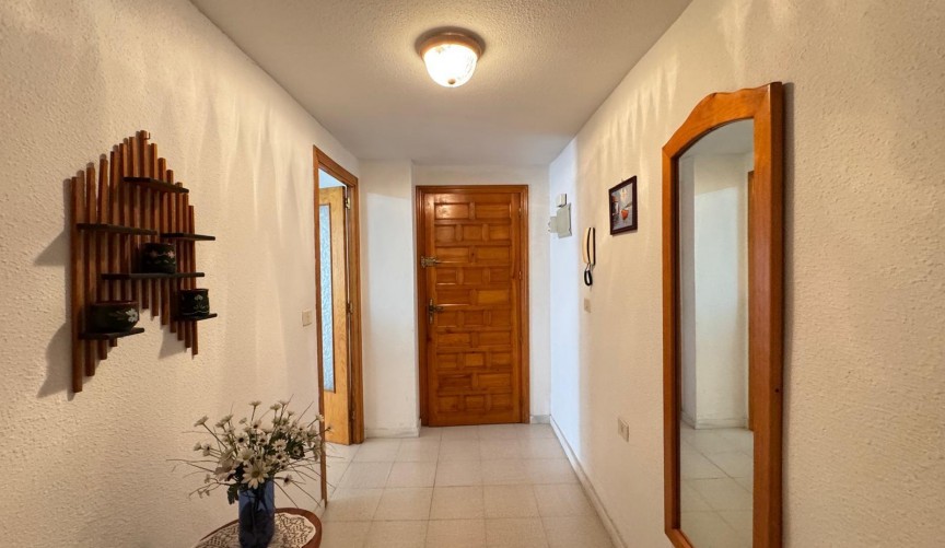 Brukt - Apartment -
Torrevieja - Centro