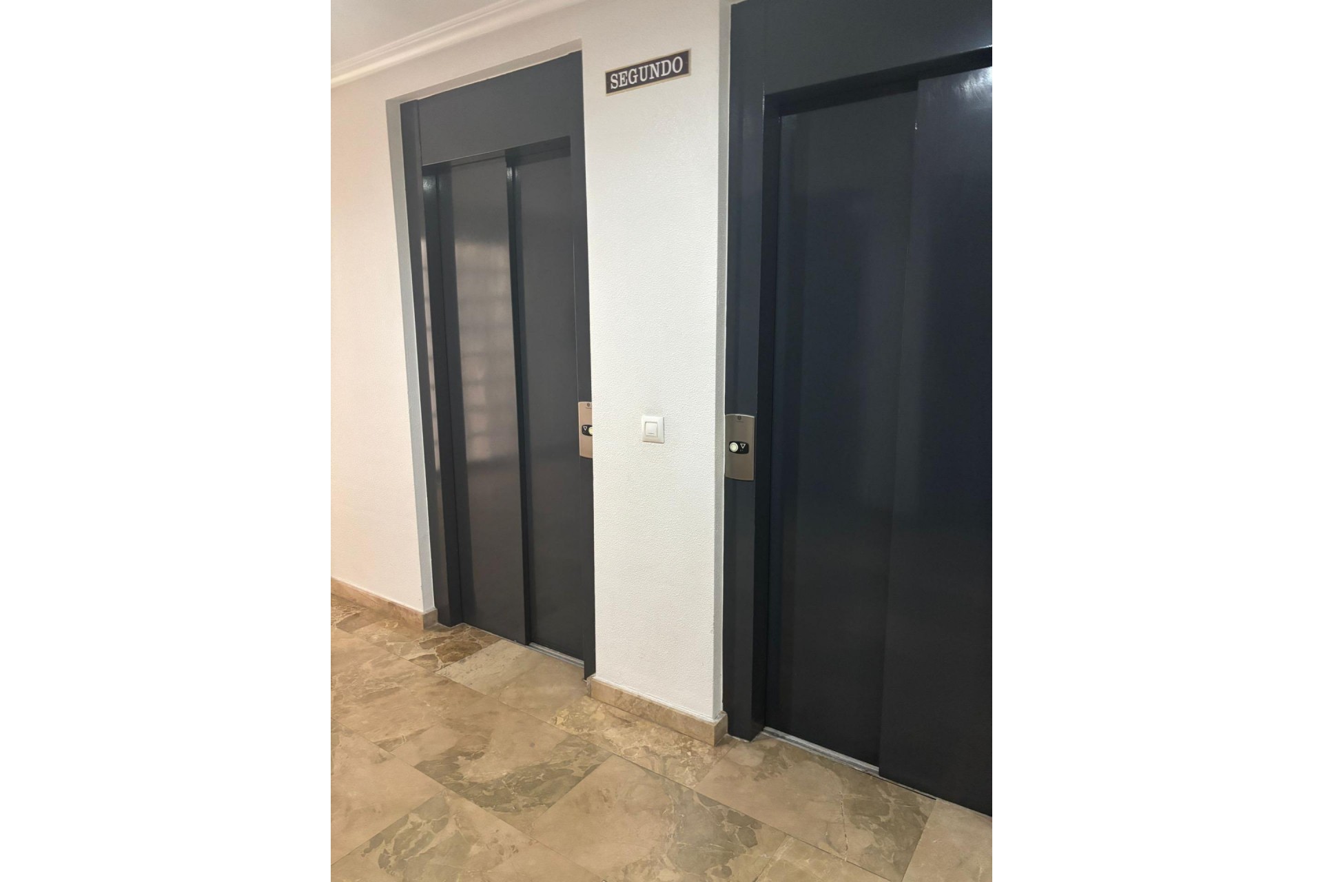 Brukt - Apartment -
Torrevieja - Centro