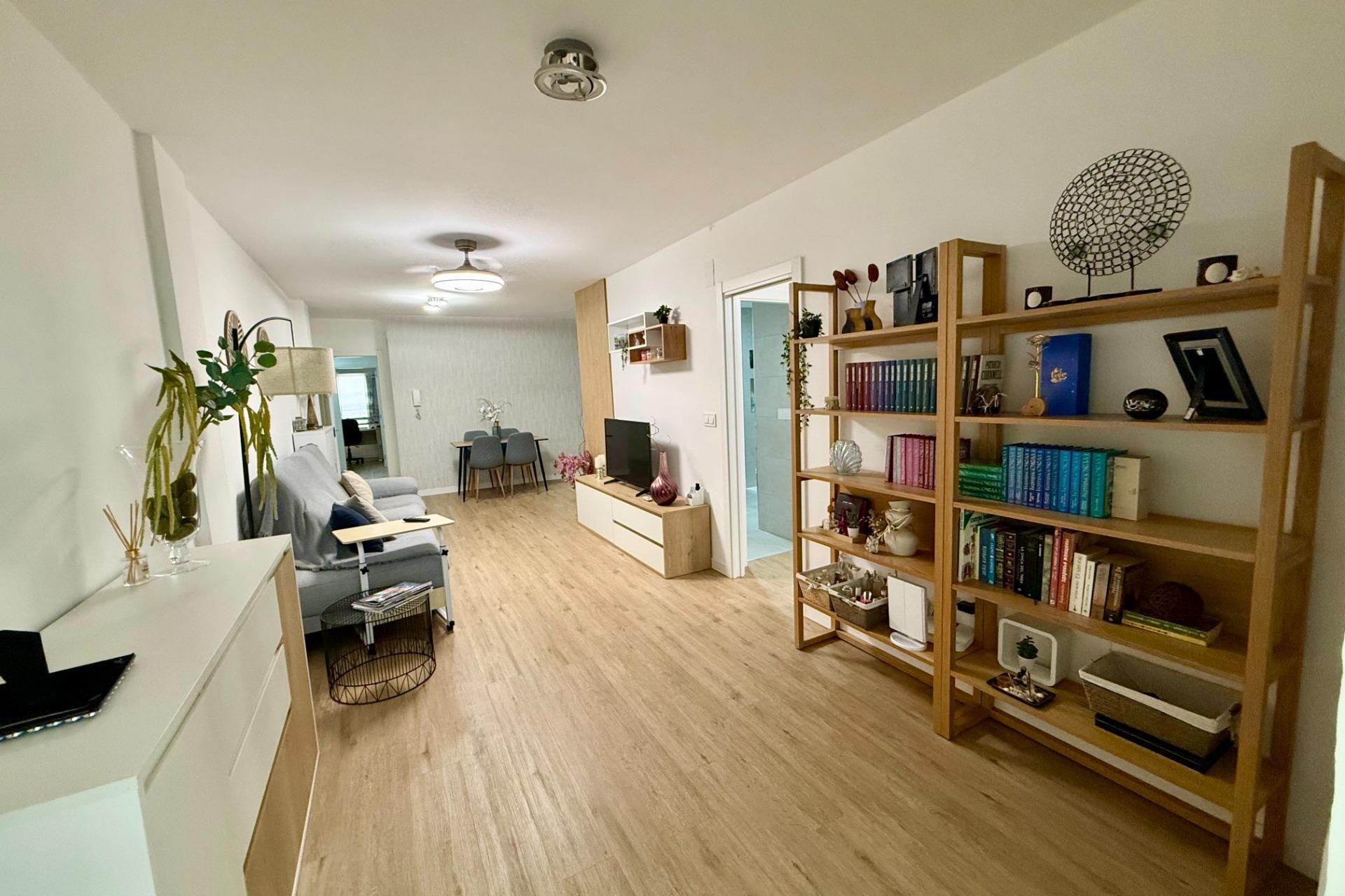 Brukt - Apartment -
Torrevieja - Centro