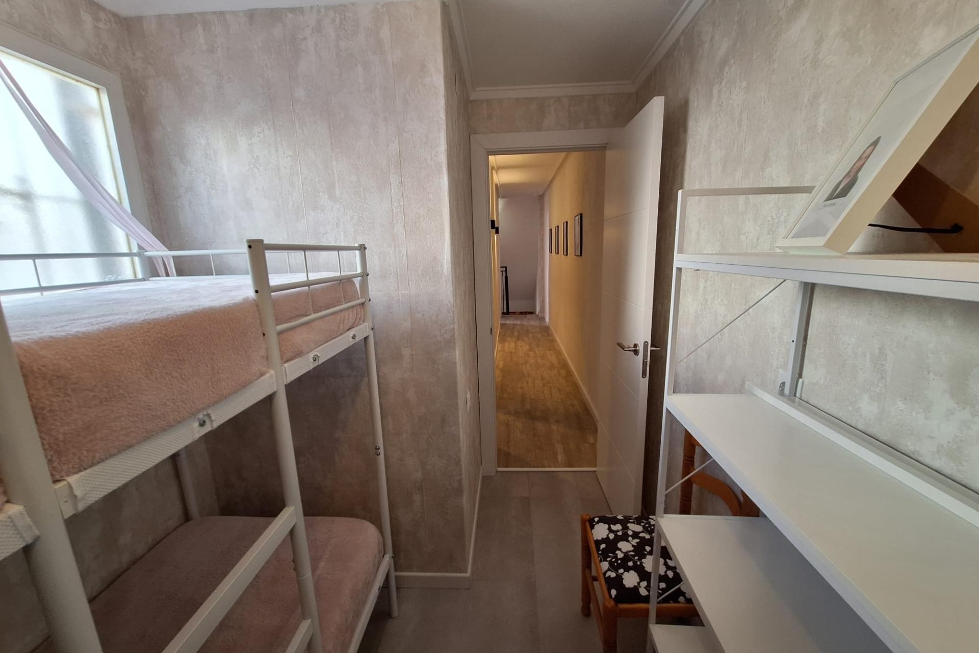 Brukt - Apartment -
Torrevieja - Centro
