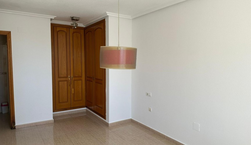Brukt - Apartment -
Torrevieja - Centro
