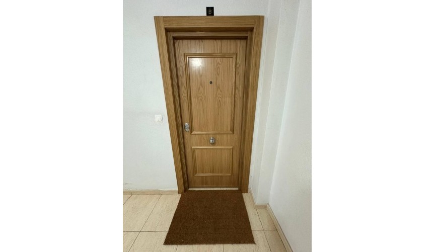 Brukt - Apartment -
Torrevieja - Centro