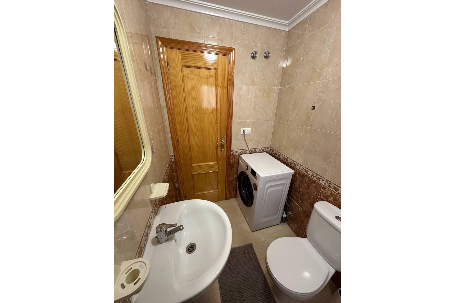 Brukt - Apartment -
Torrevieja - Centro