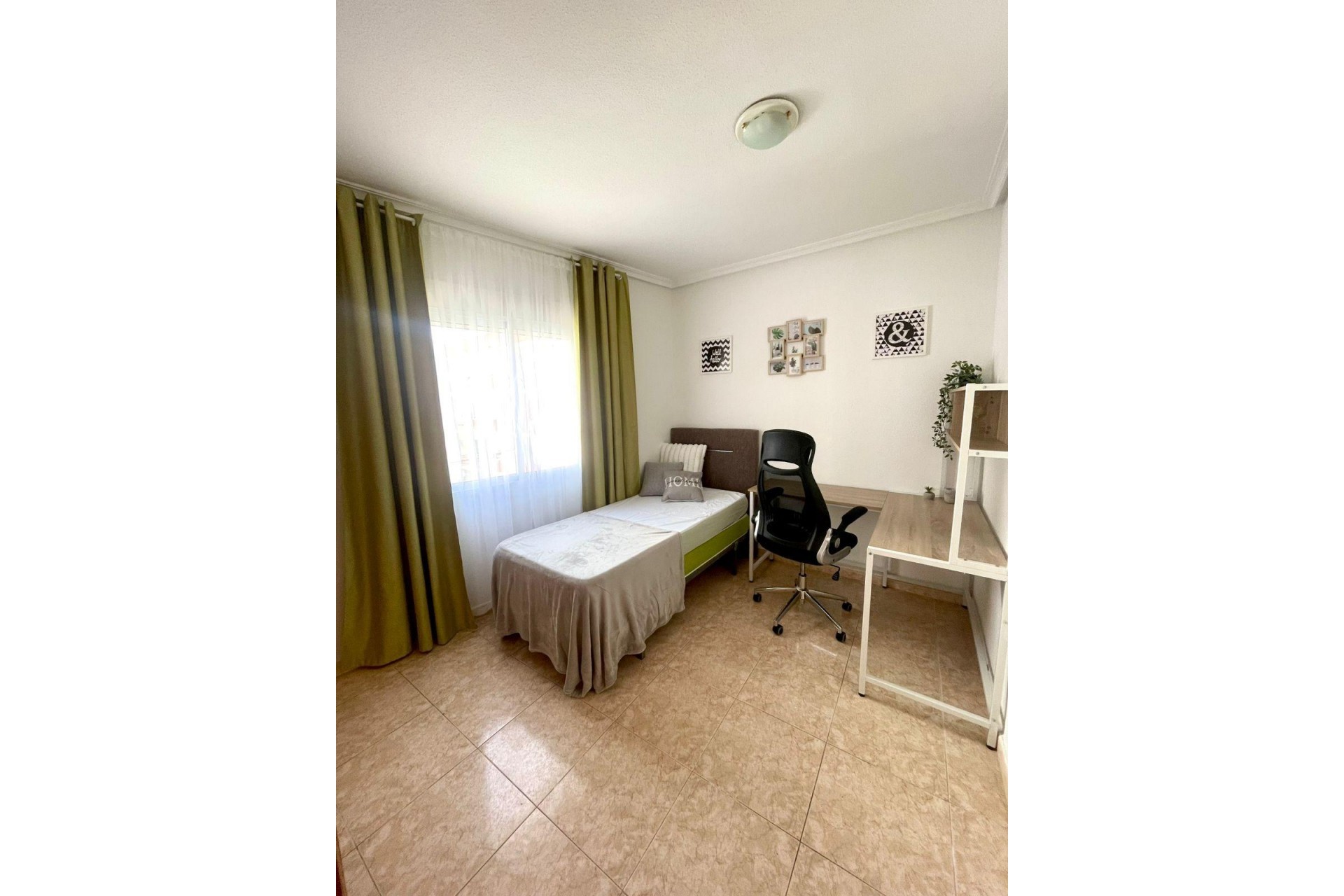 Brukt - Apartment -
Torrevieja - Centro