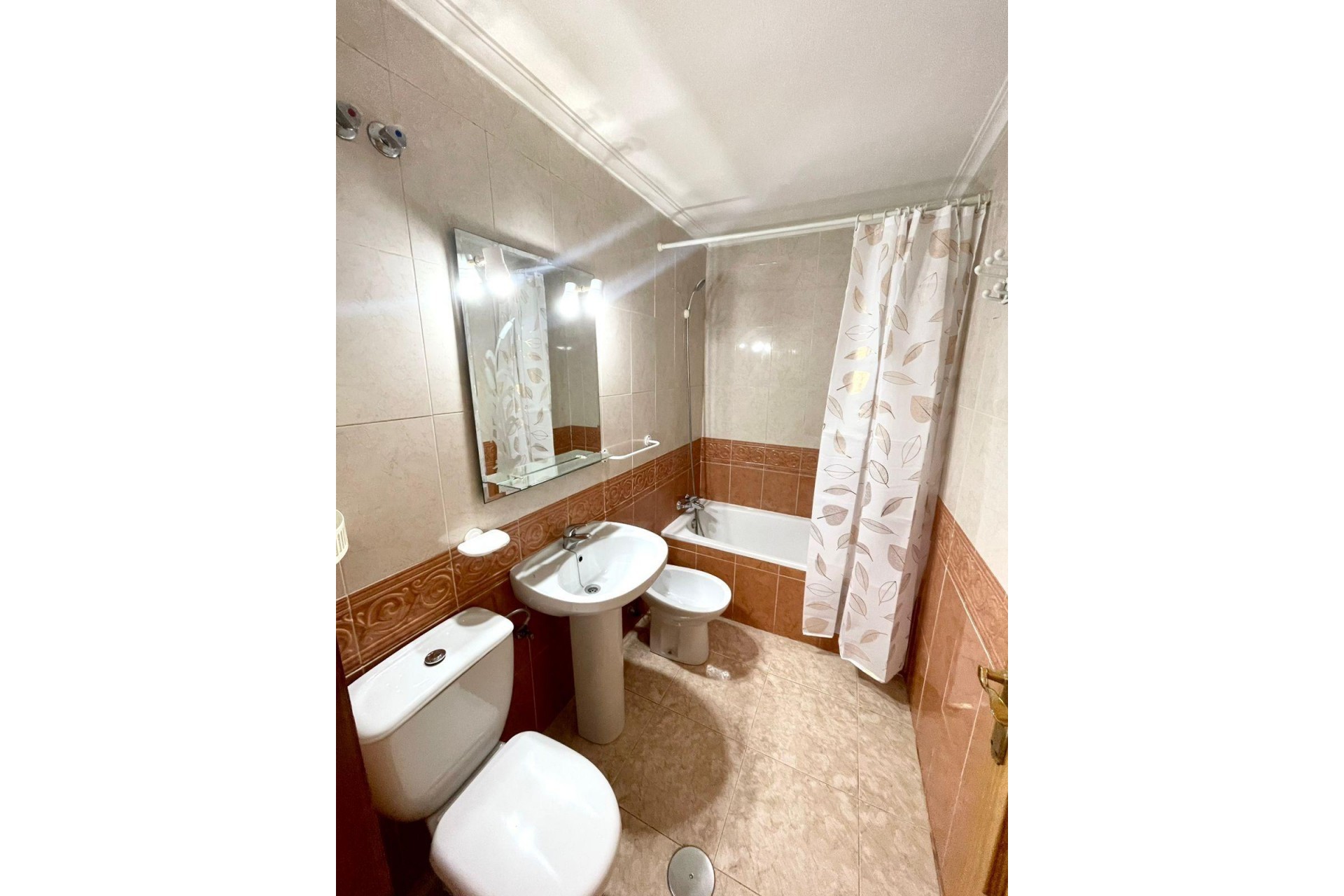 Brukt - Apartment -
Torrevieja - Centro