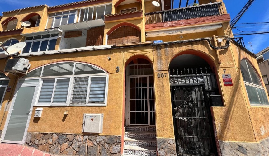 Brukt - Apartment -
Torrevieja - Centro