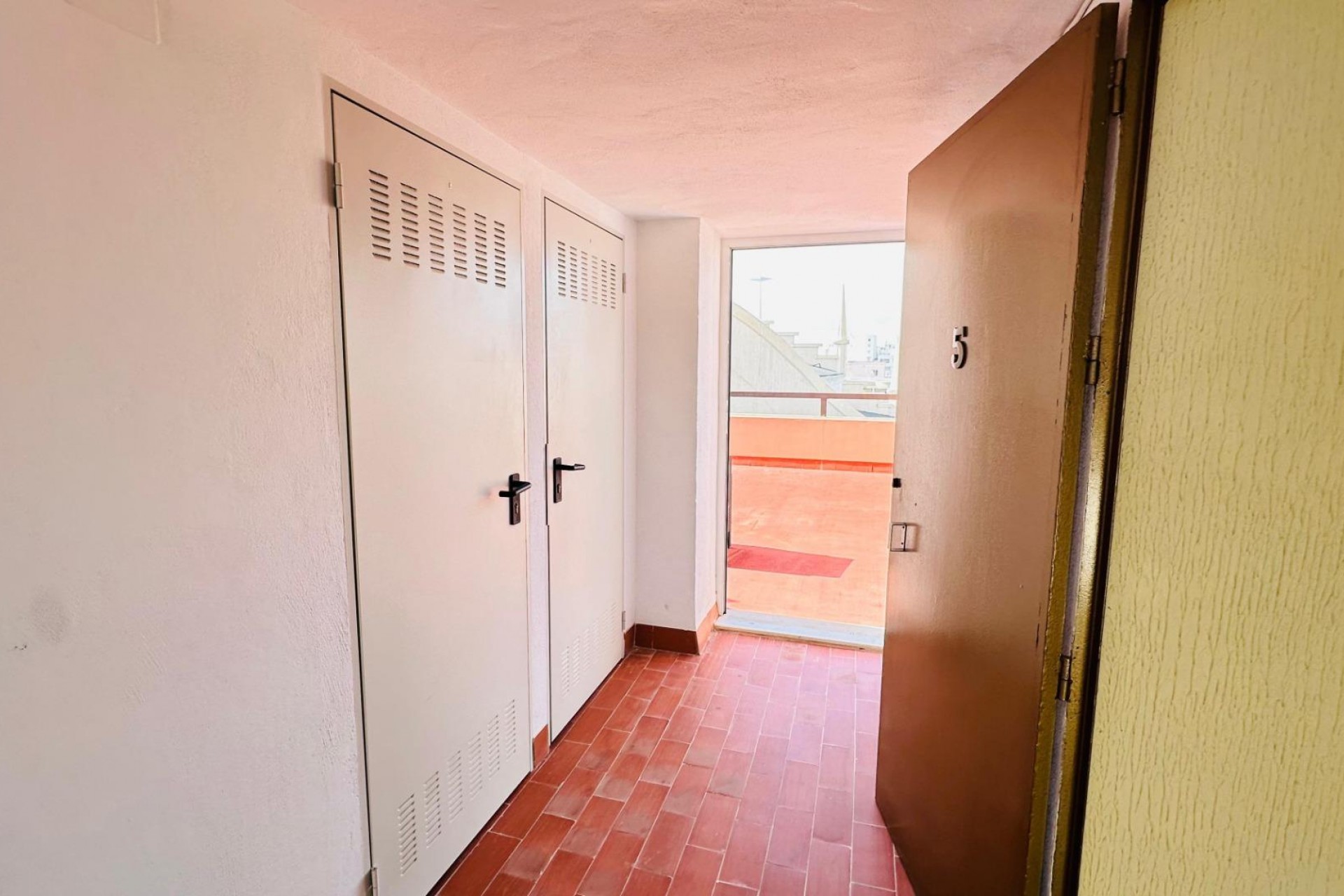 Brukt - Apartment -
Torrevieja - Centro