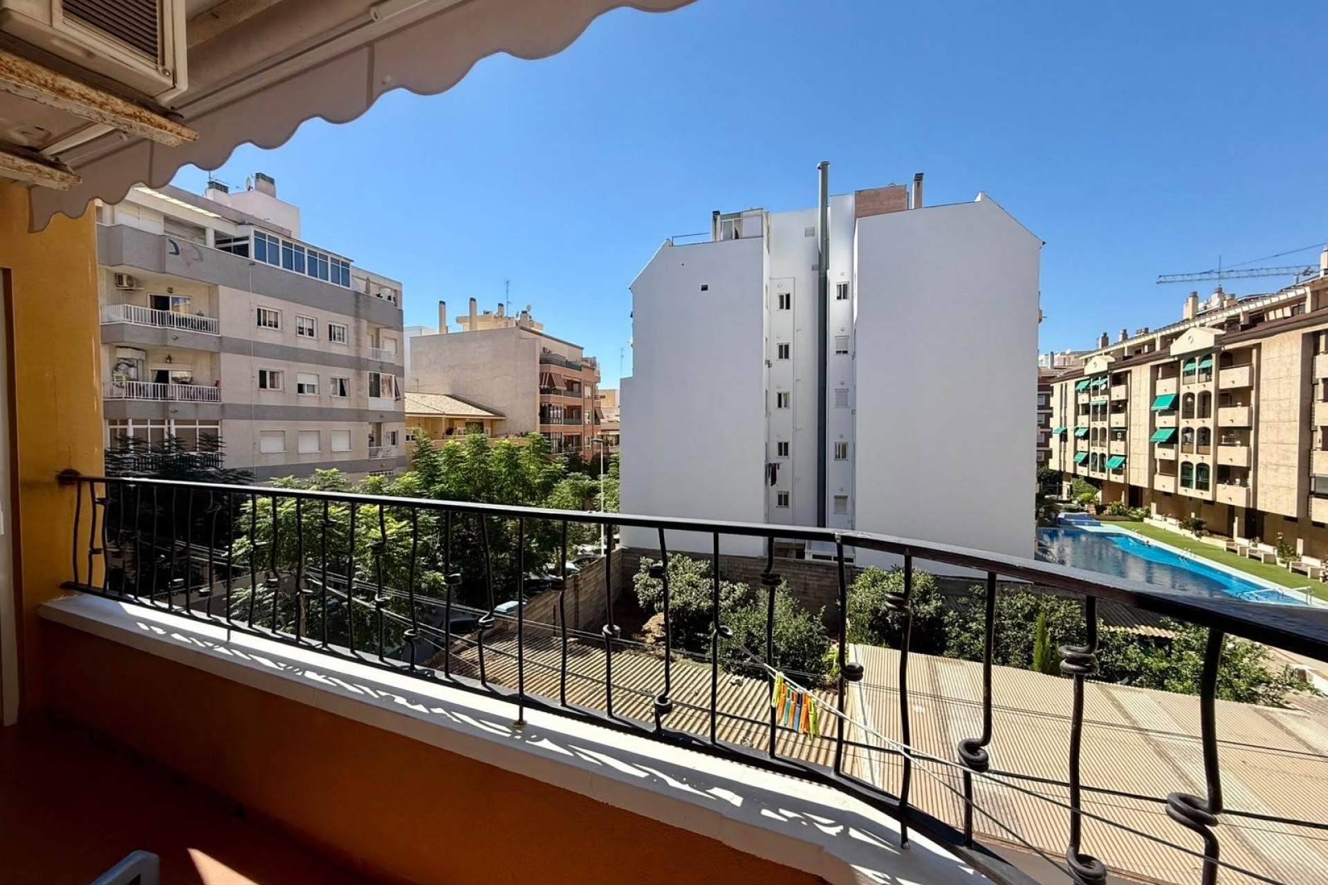 Brukt - Apartment -
Torrevieja - Centro