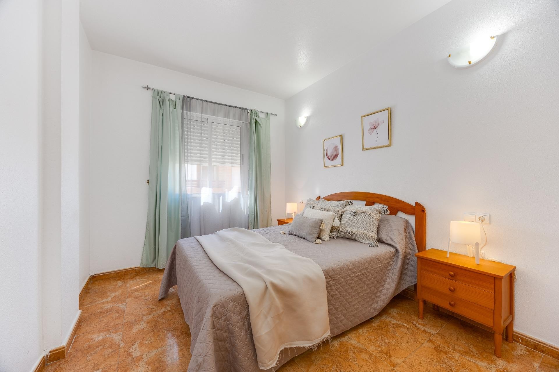 Brukt - Apartment -
Torrevieja - Centro