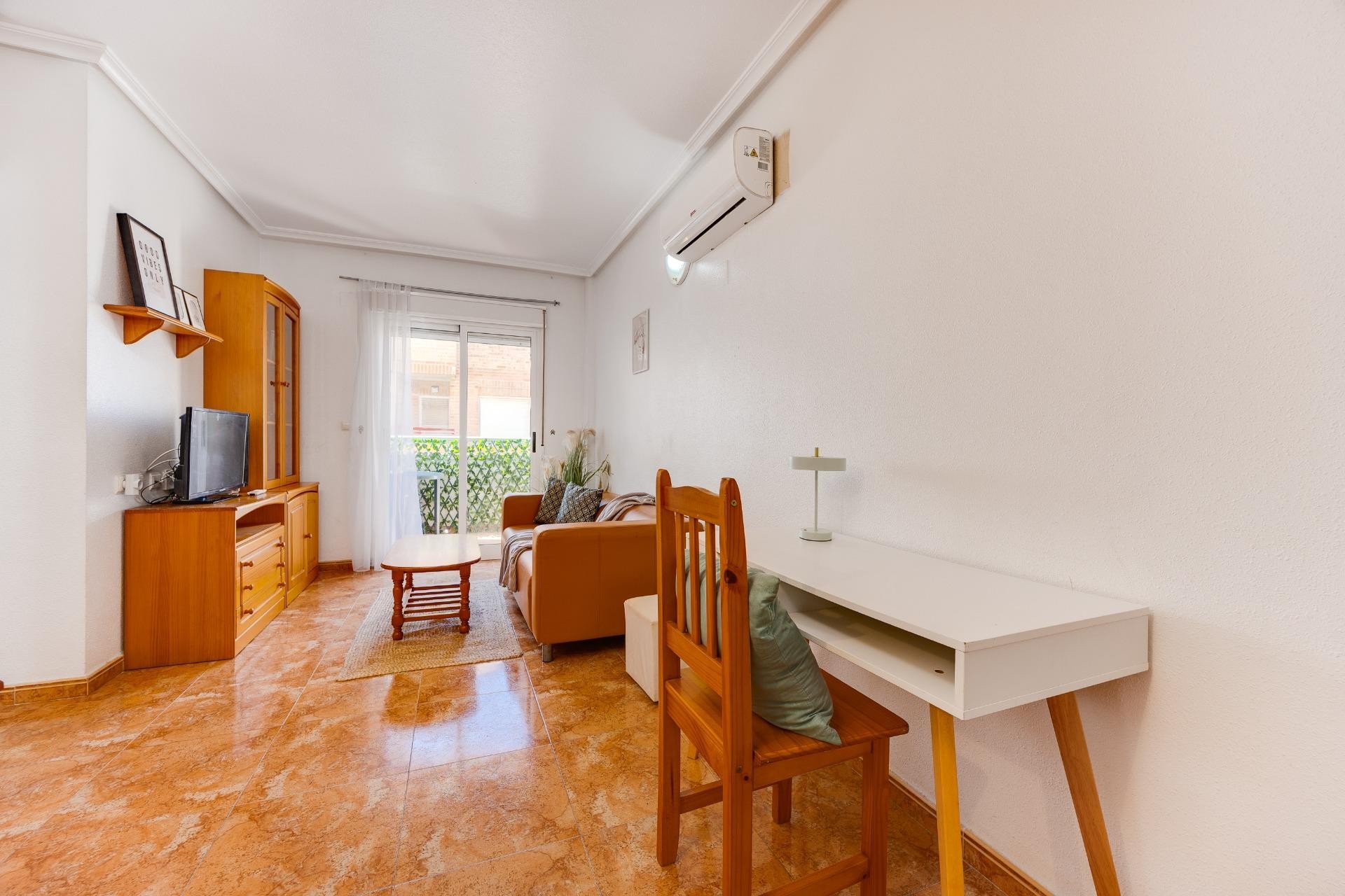 Brukt - Apartment -
Torrevieja - Centro