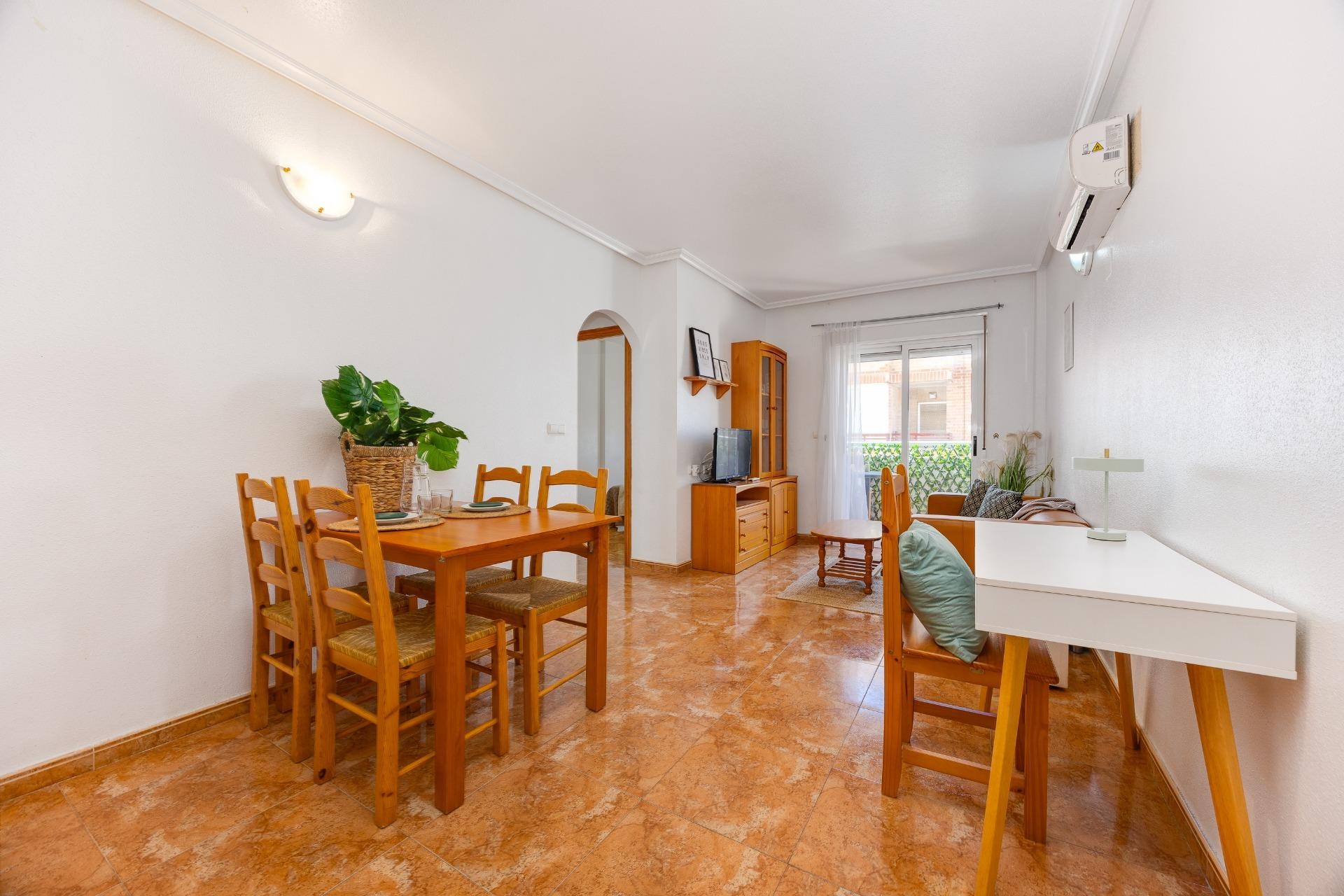 Brukt - Apartment -
Torrevieja - Centro