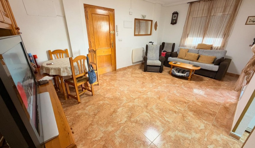 Brukt - Apartment -
Torrevieja - Centro