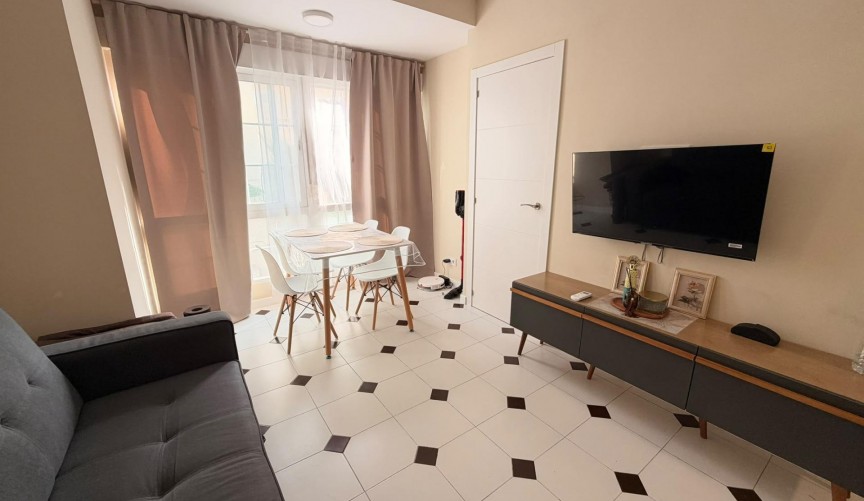Brukt - Apartment -
Torrevieja - Centro