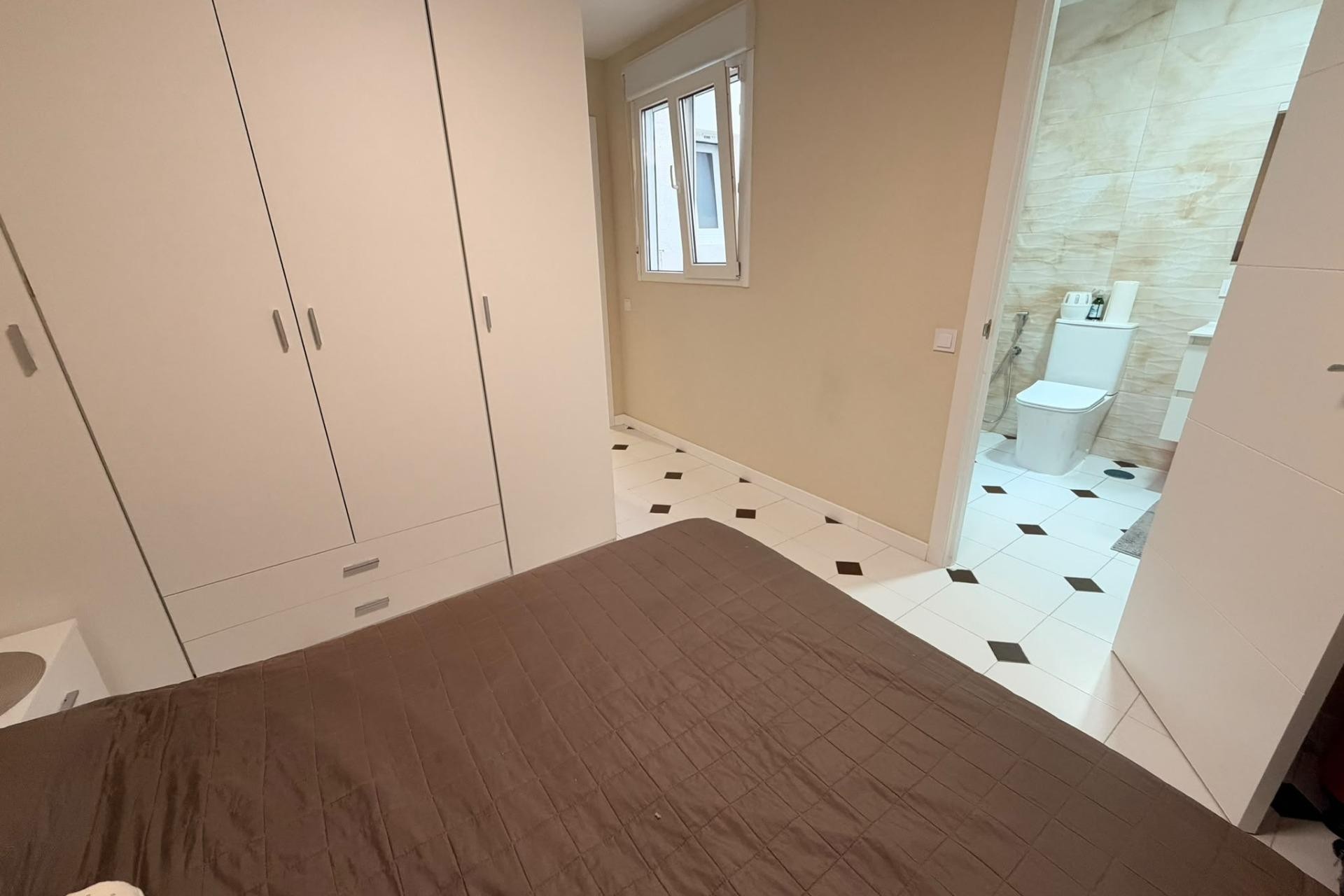 Brukt - Apartment -
Torrevieja - Centro