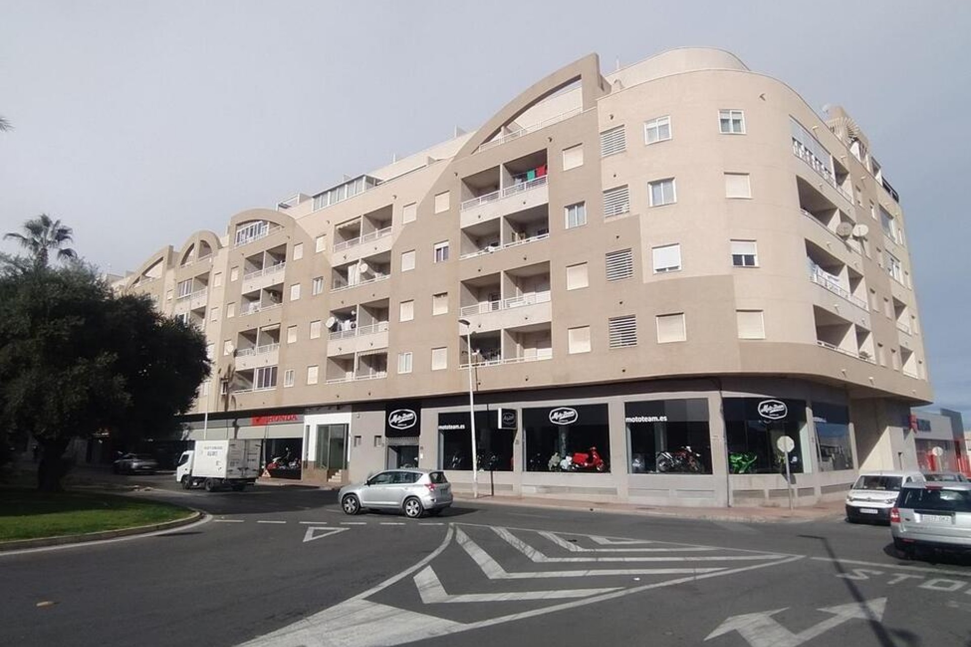 Brukt - Apartment -
Torrevieja - CORTES VALENCIANAS