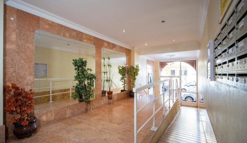 Brukt - Apartment -
Torrevieja - Costa Blanca